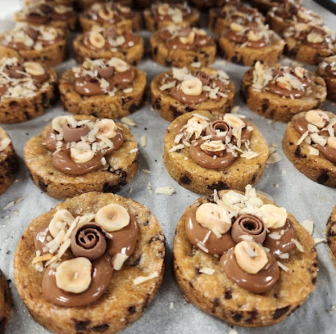 Gourmet Cookies Box | Chewy, Loaded Cookies 8 PCS